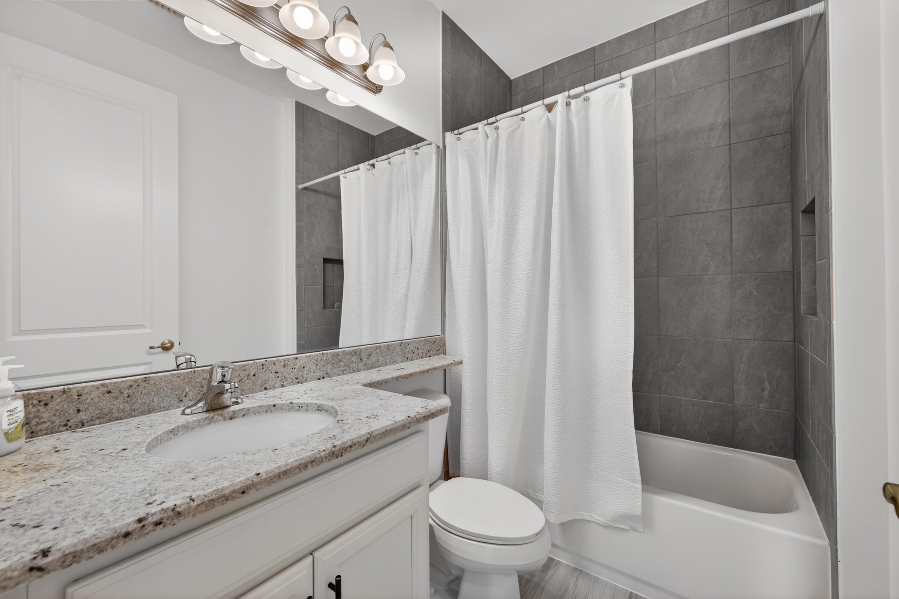 RIVERLAND PARCEL C - PLAT TEN REPLAT - Residential