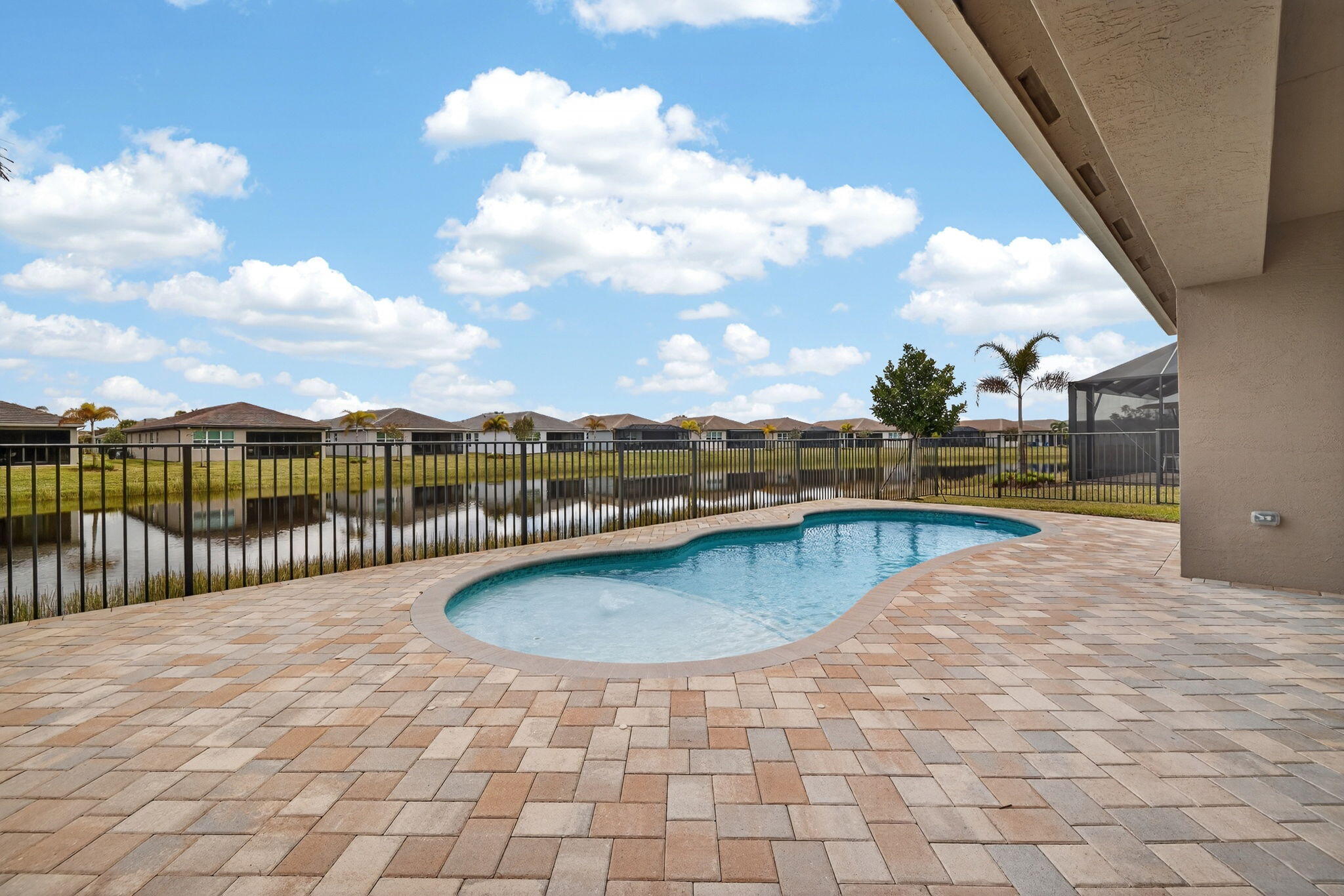 RIVERLAND PARCEL C - PLAT TEN REPLAT - Residential