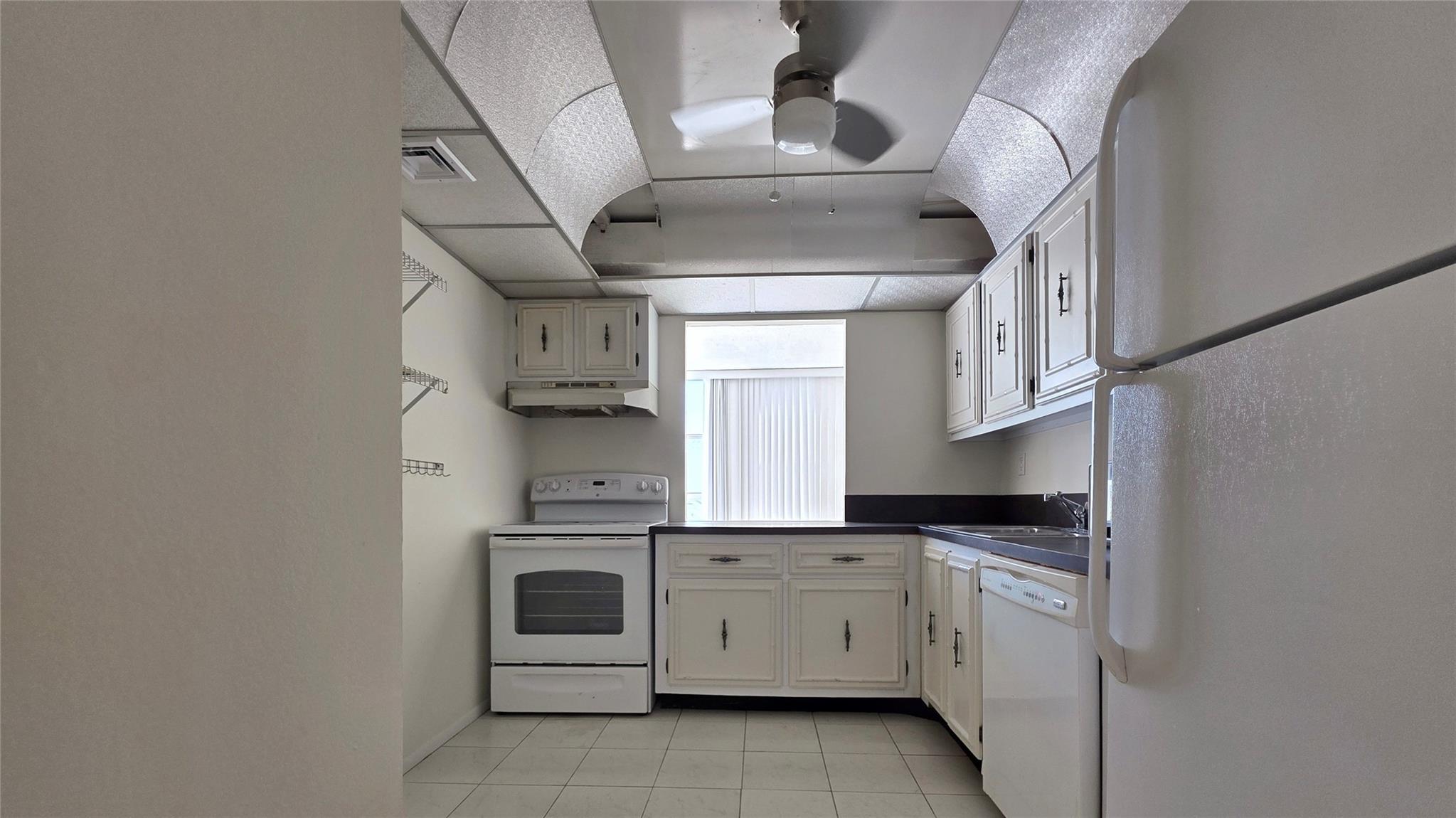 DESOTO PARK NORTH CONDO - Residential Lease