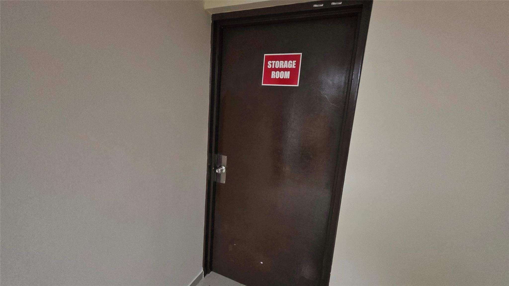 DESOTO PARK NORTH CONDO - Residential Lease