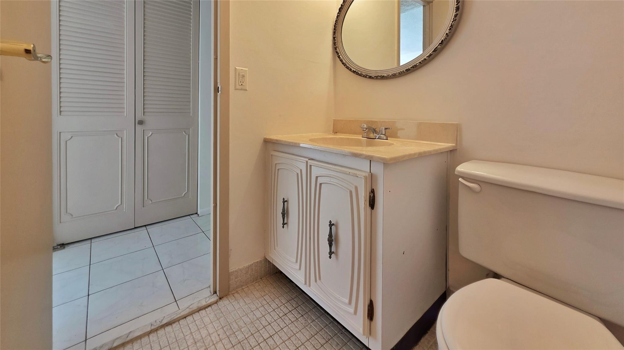 DESOTO PARK NORTH CONDO - Residential Lease