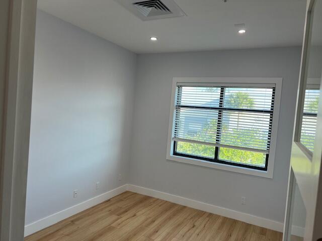 9100 Belvedere Road 204