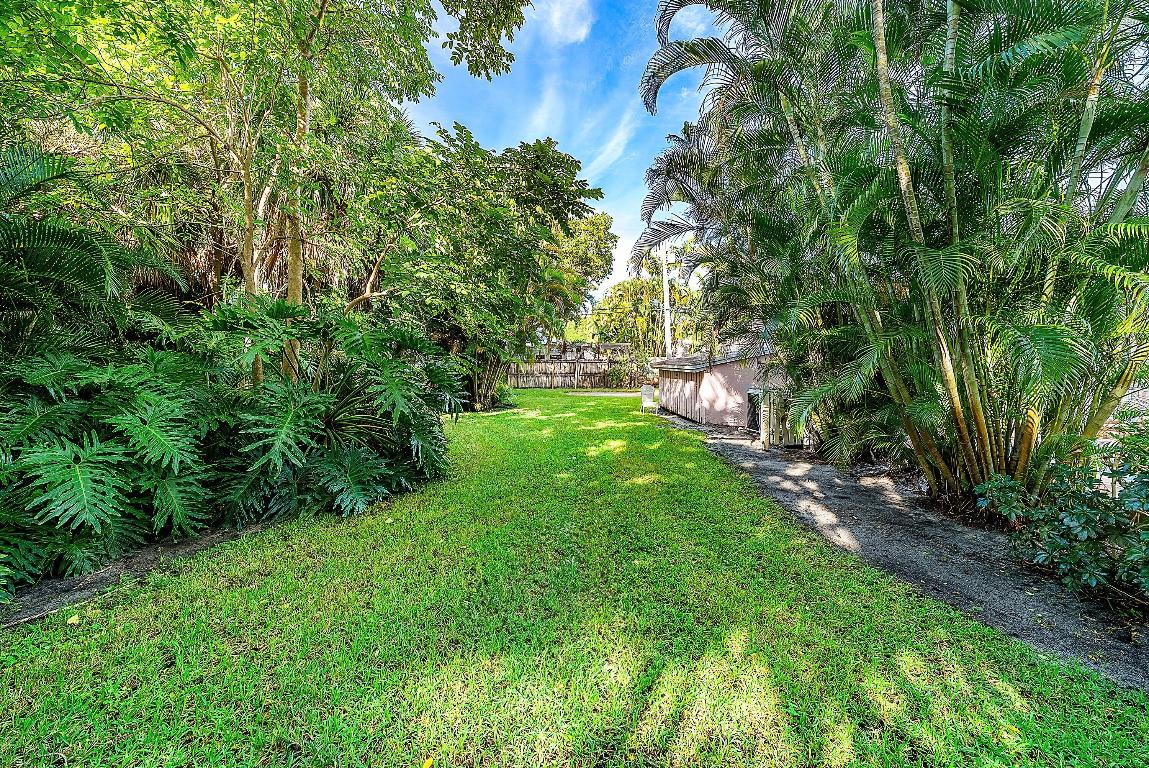 PINERIDGE HEIGHTS DELRAY - Residential