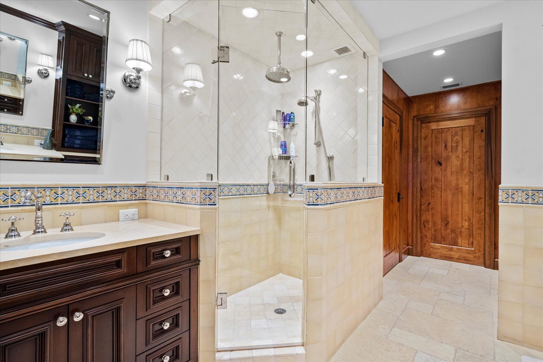 PEBBLEWOOD PH 3 OF PALM B - Residential