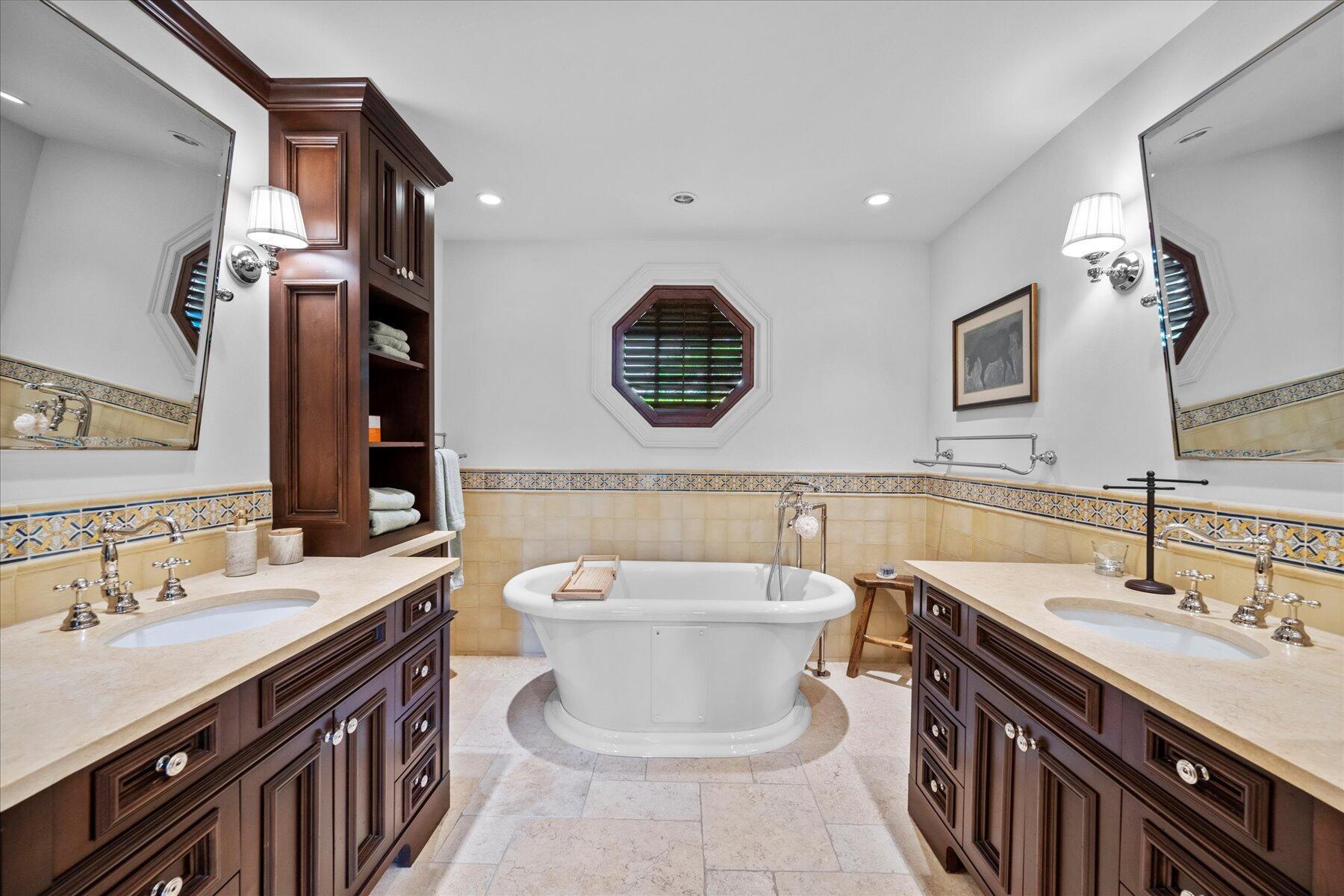 PEBBLEWOOD PH 3 OF PALM B - Residential