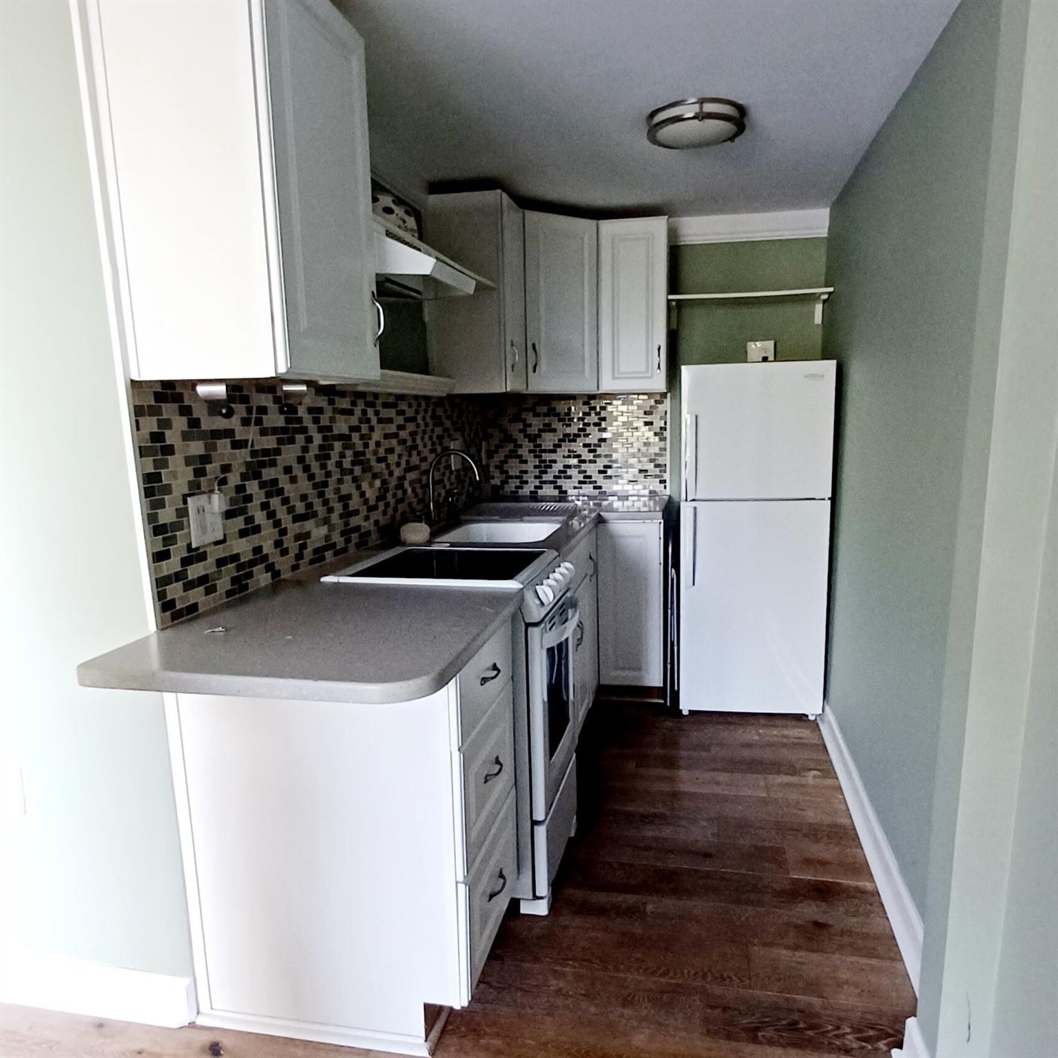 GULFSTREAM CONDO - Residential Lease