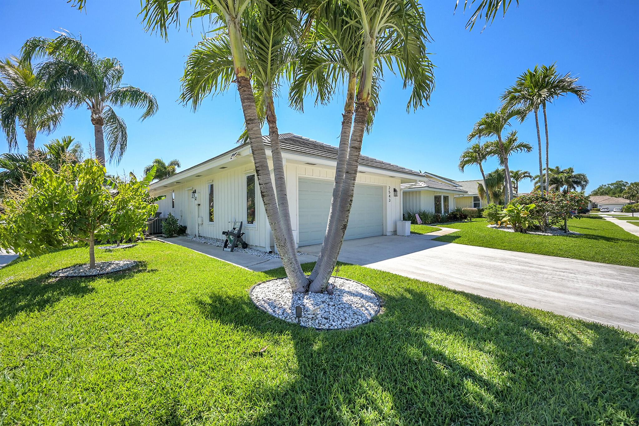 2543 Monaco Terrace