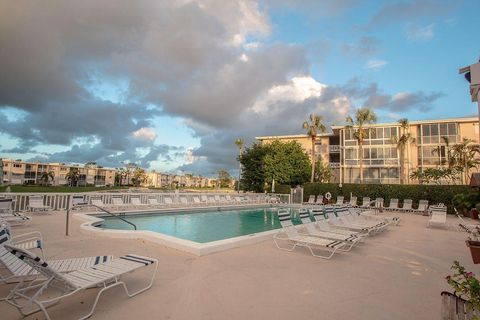 Tiny photo for 2534 Garden Drive S #207, Lake Worth, FL 33461 (MLS # R11152927)