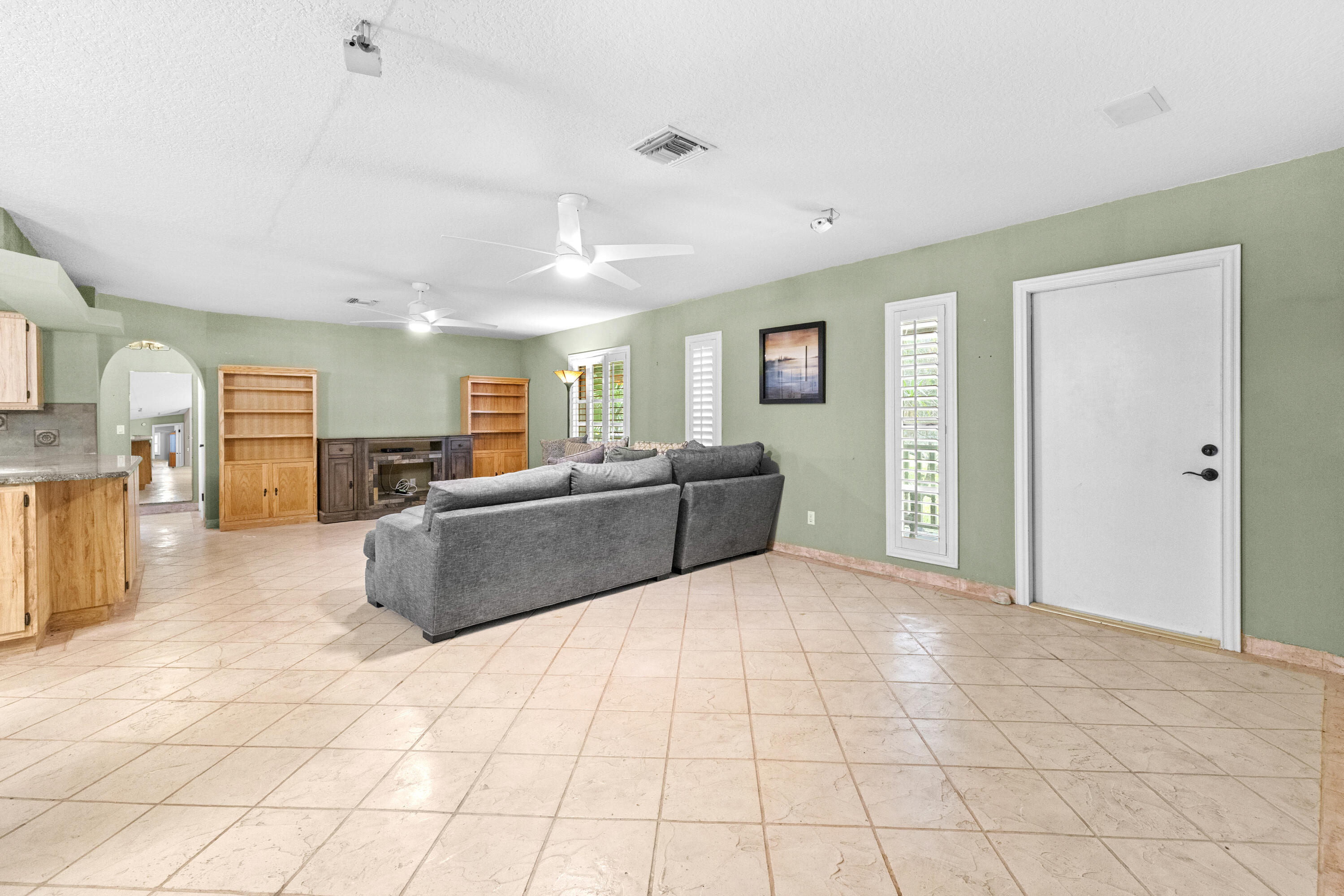 13265 N 41st Ln Lane N