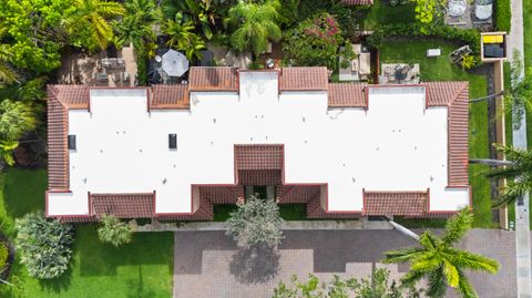 Tiny photo for 201 NE 16th Place #104, Fort Lauderdale, FL 33305 (MLS # B26026808)