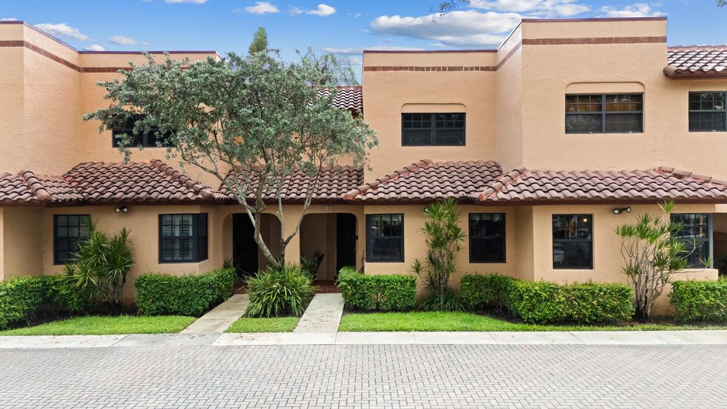 Photo of 201 NE 16th Place #104, Fort Lauderdale, FL 33305 (MLS # B26026808)