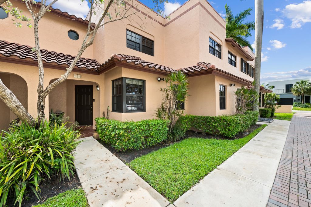 Photo of 201 NE 16th Place #104, Fort Lauderdale, FL 33305 (MLS # B26026808)
