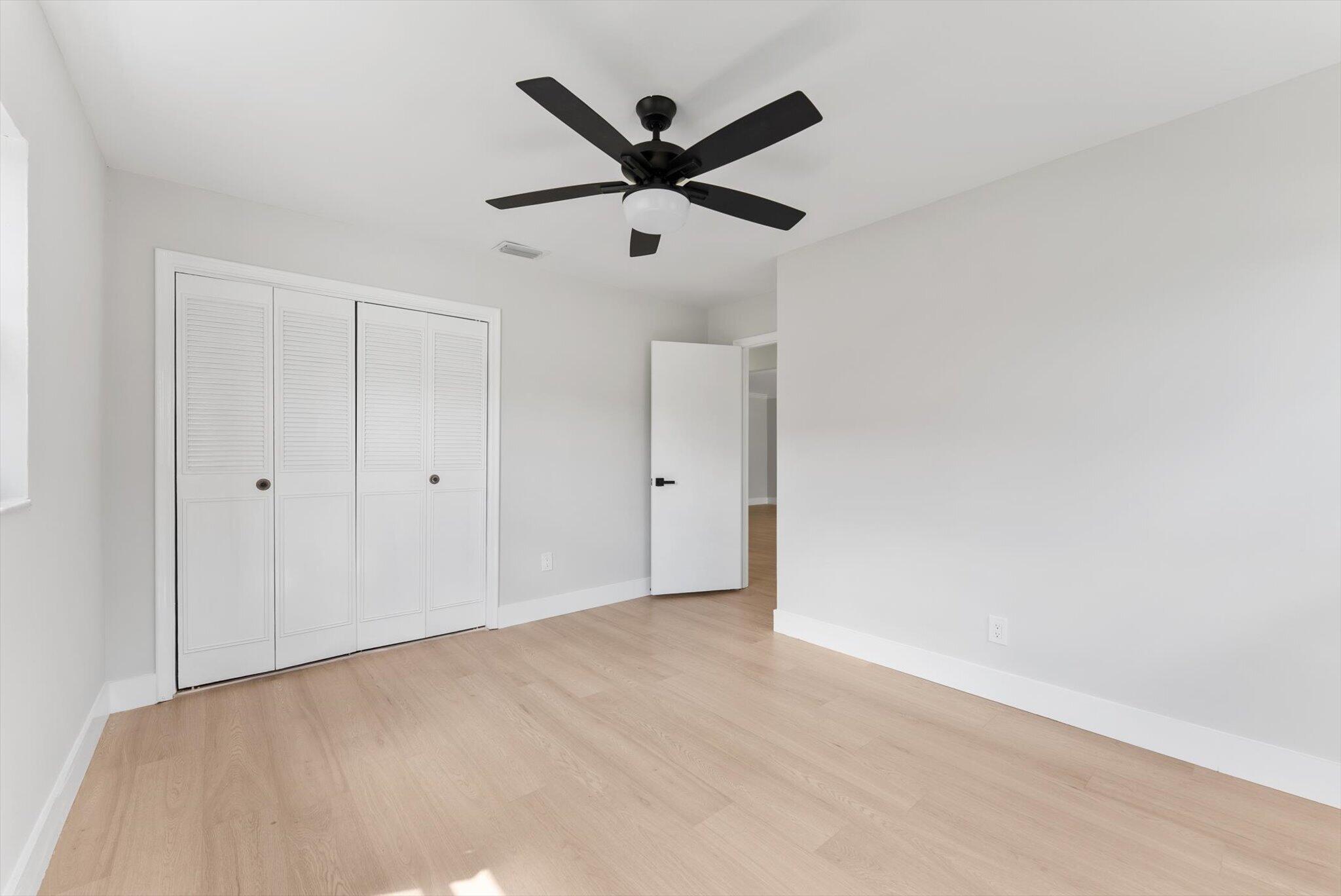 SANDALFOOT COVE SECTION SIX - Residential