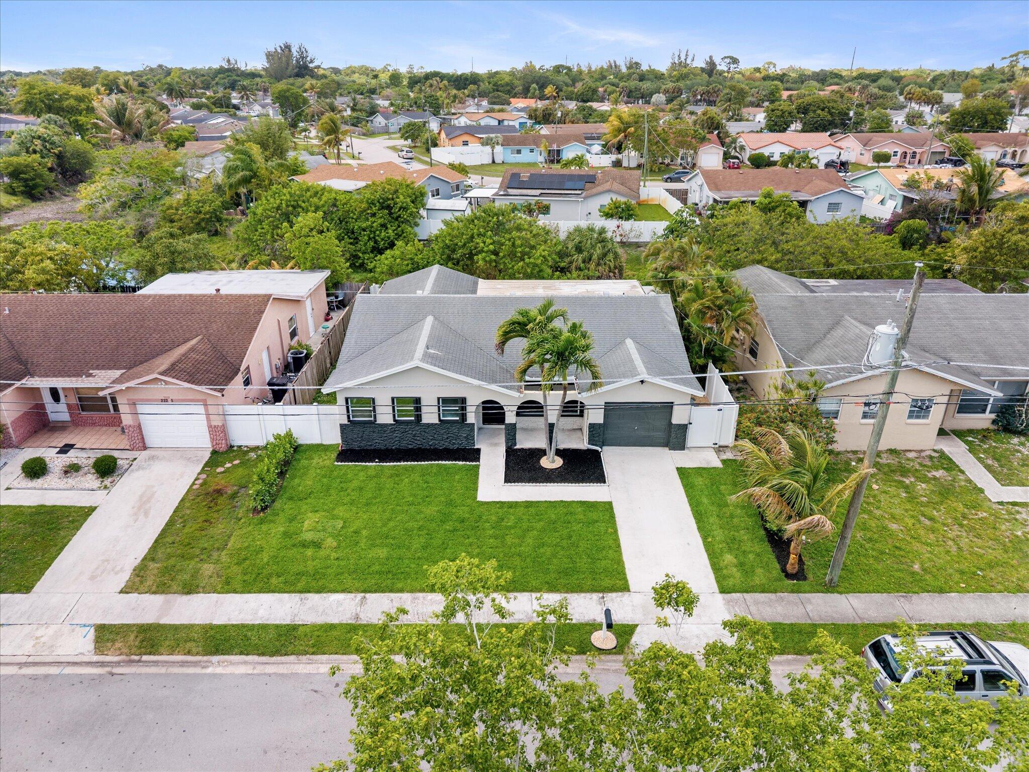 SANDALFOOT COVE SECTION SIX - Residential