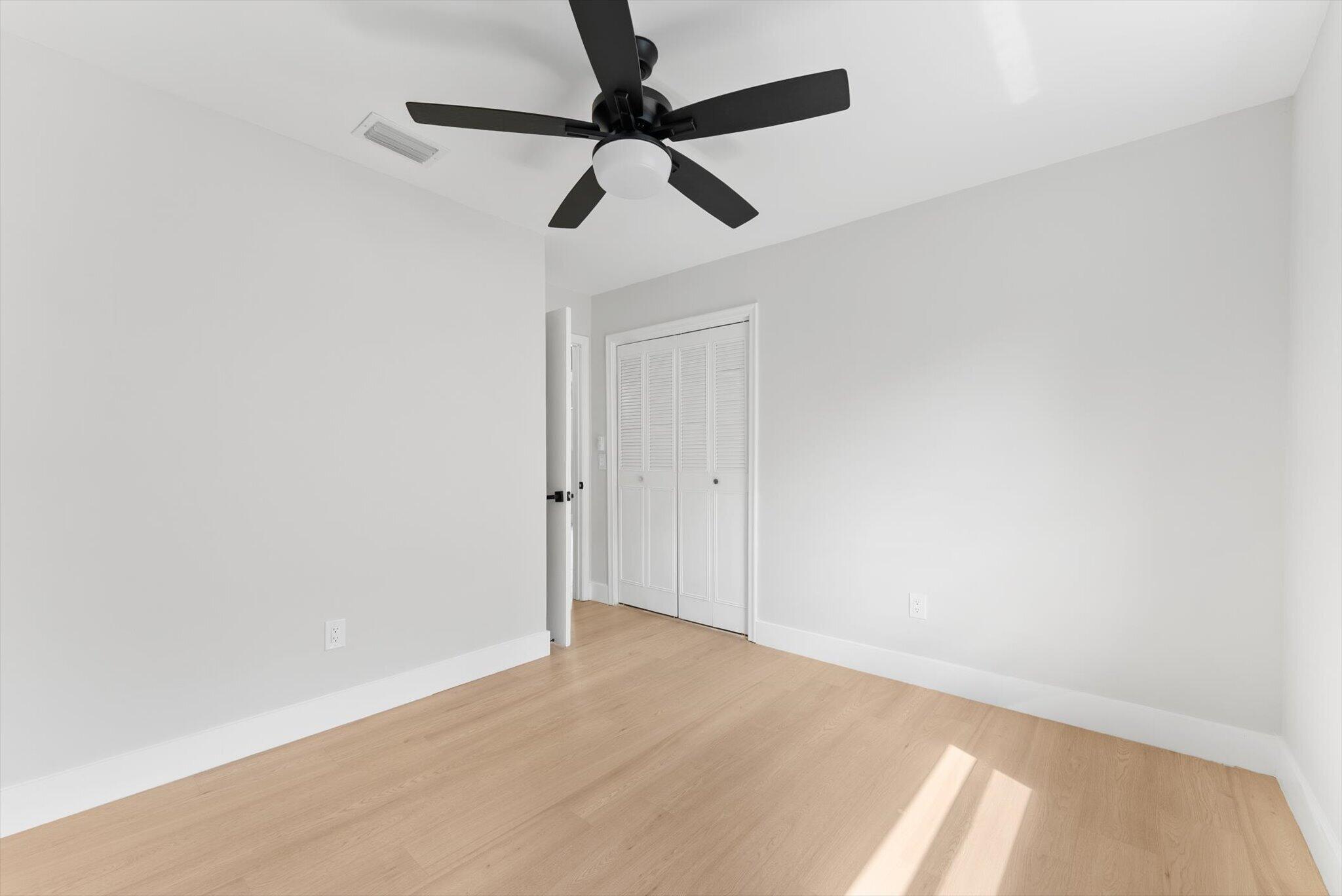 SANDALFOOT COVE SECTION SIX - Residential