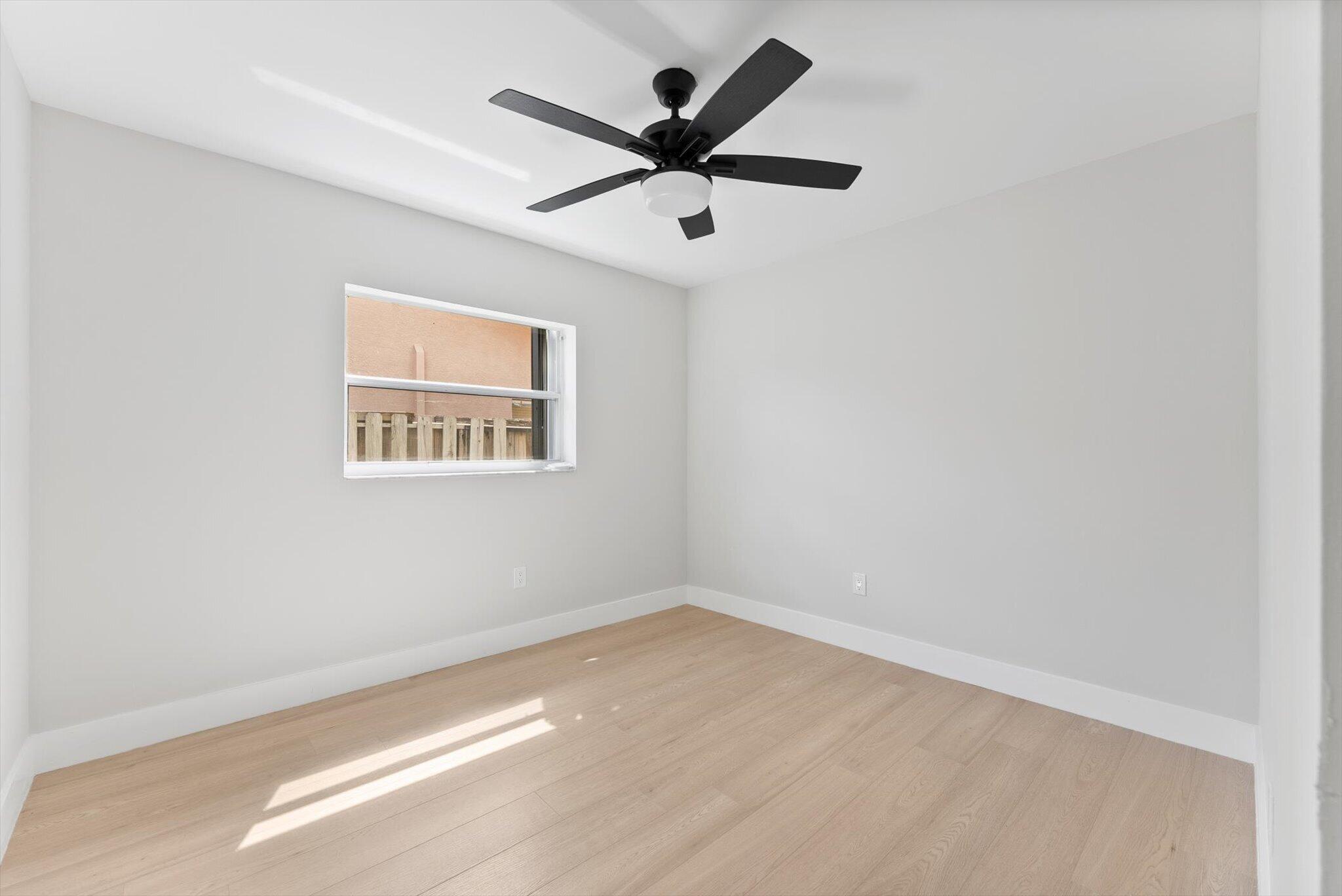 SANDALFOOT COVE SECTION SIX - Residential