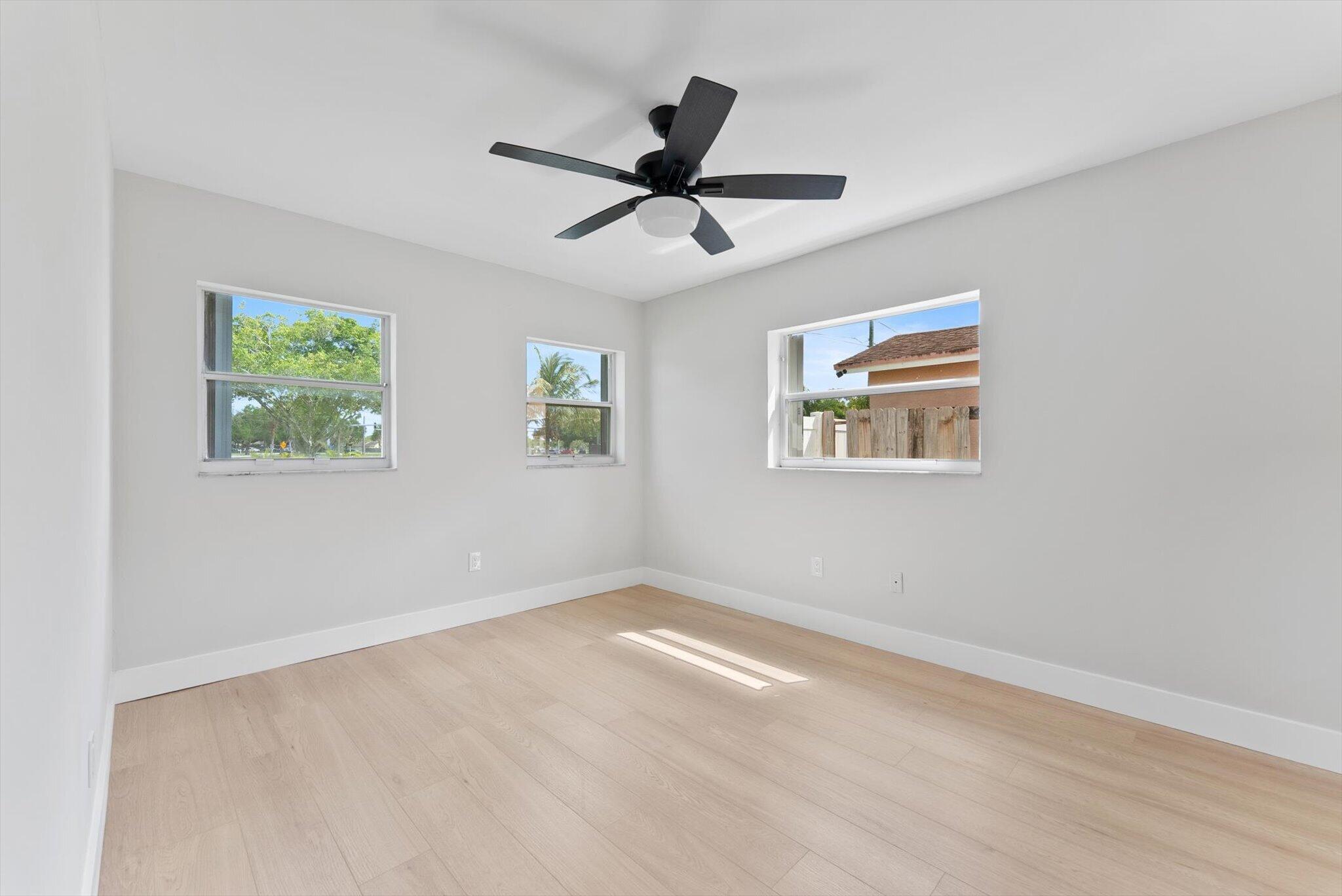 SANDALFOOT COVE SECTION SIX - Residential