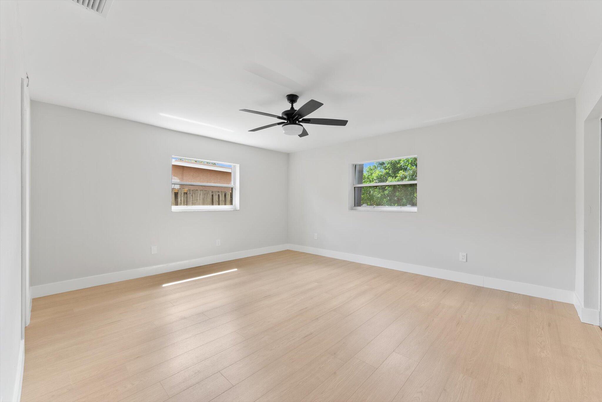 SANDALFOOT COVE SECTION SIX - Residential