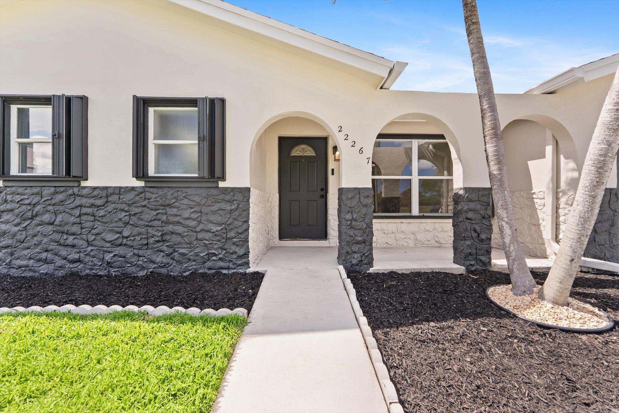 SANDALFOOT COVE SECTION SIX - Residential