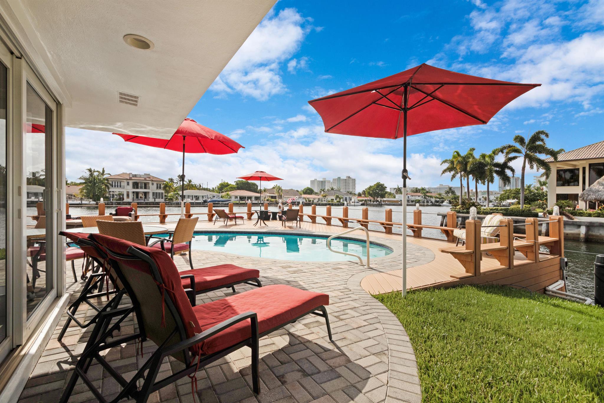 Hillsboro Harbor - Residential