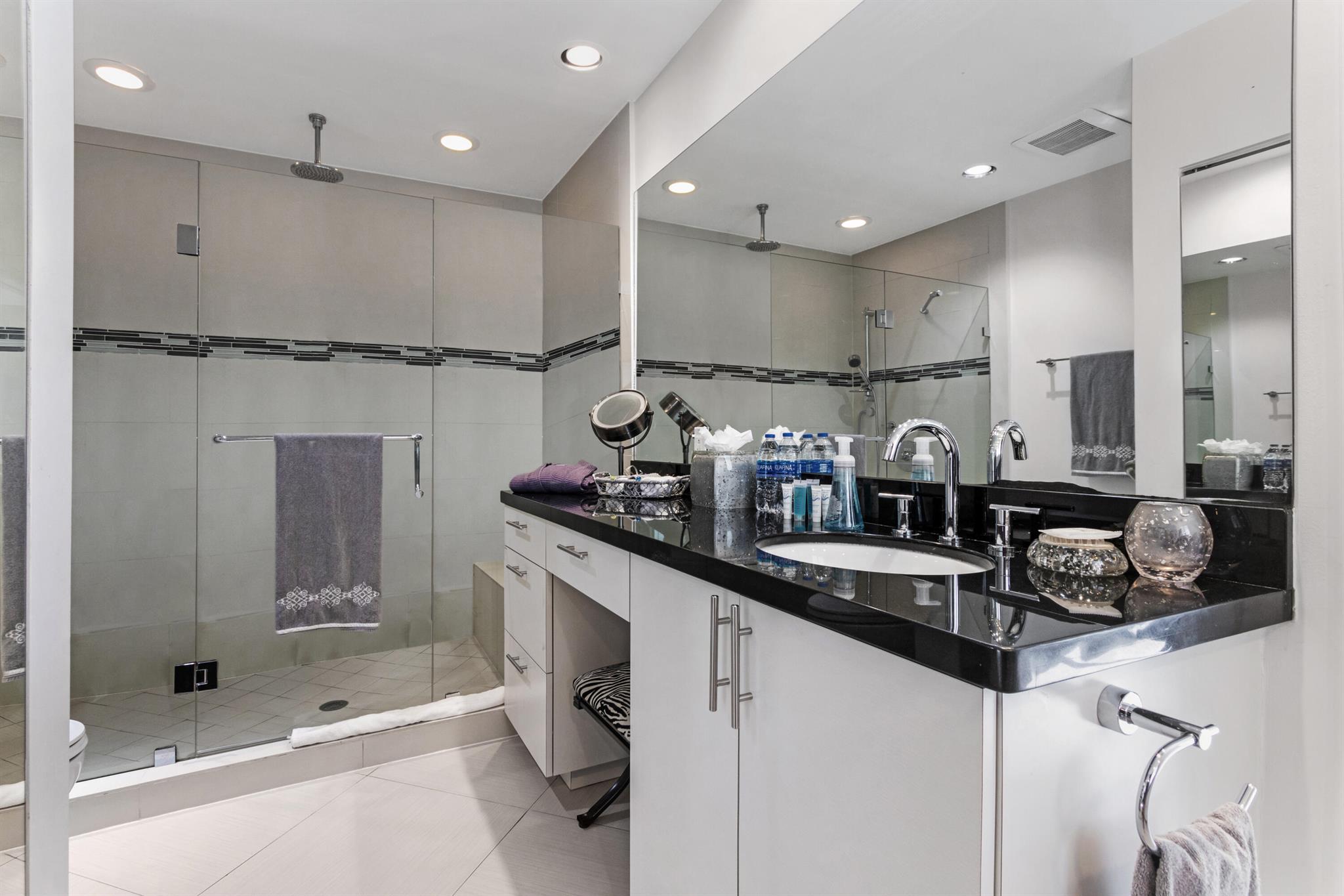 Hillsboro Harbor - Residential