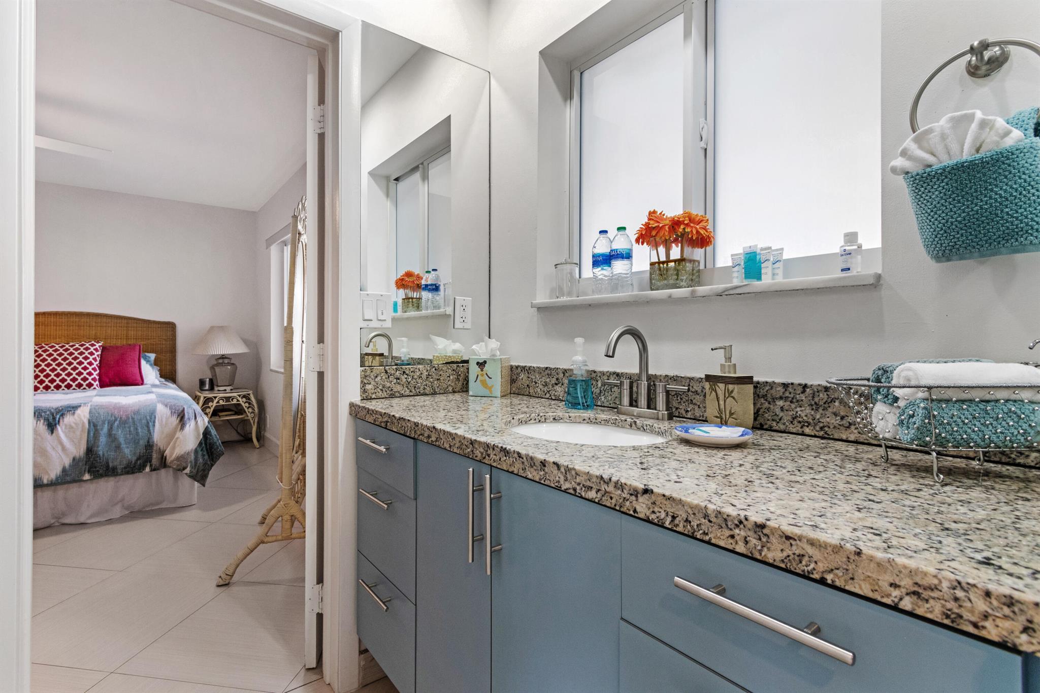 Hillsboro Harbor - Residential