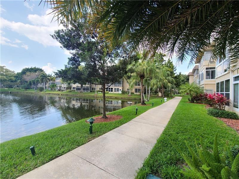 HAWAIIAN GARDENS - Residential