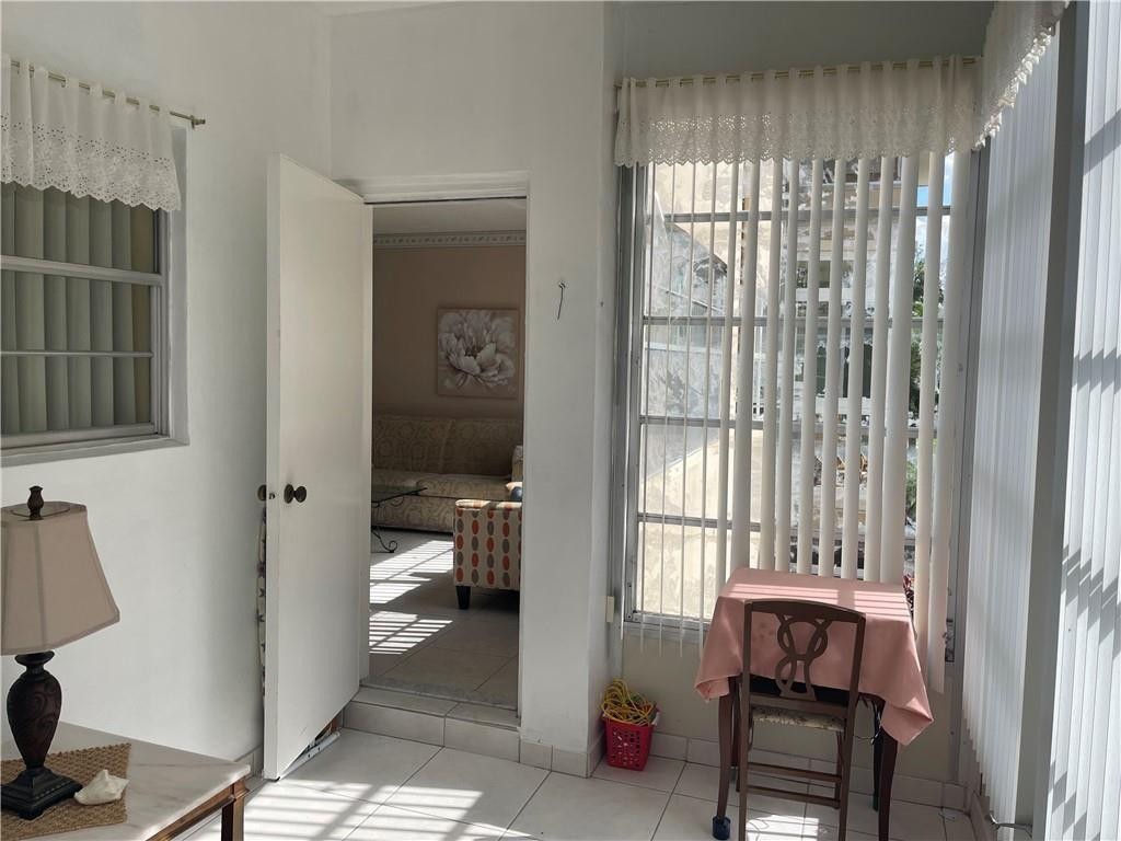 HAWAIIAN GARDENS - Residential