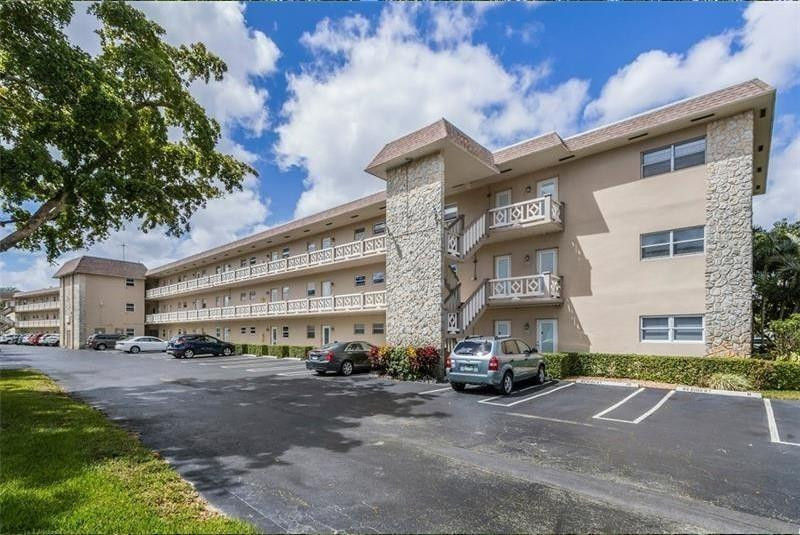 HAWAIIAN GARDENS - Residential