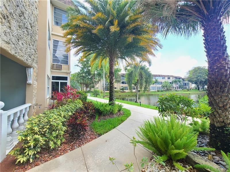 HAWAIIAN GARDENS - Residential