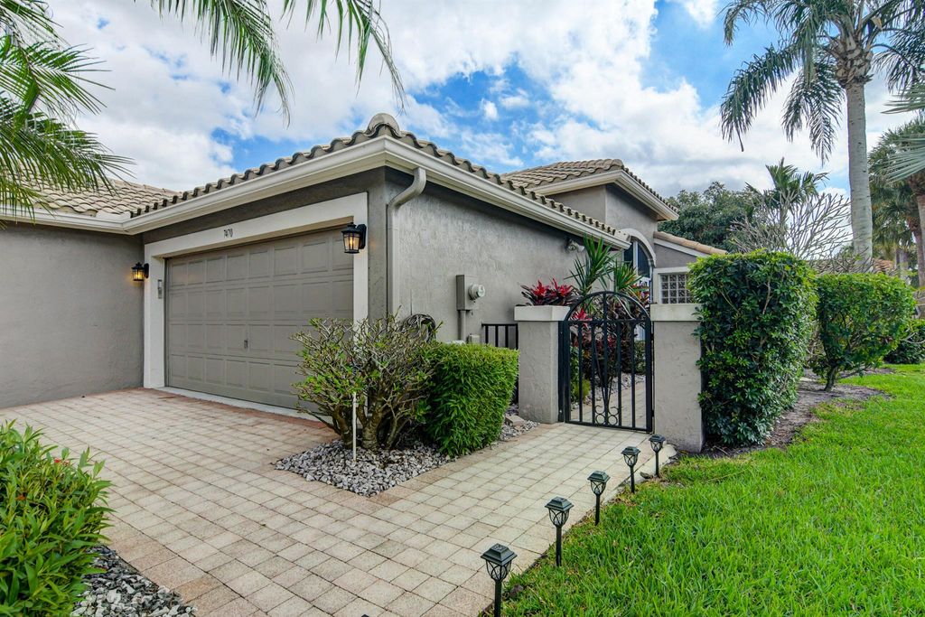 Photo of 7470 Chorale Road, Boynton Beach, FL 33437 (MLS # R10975915)