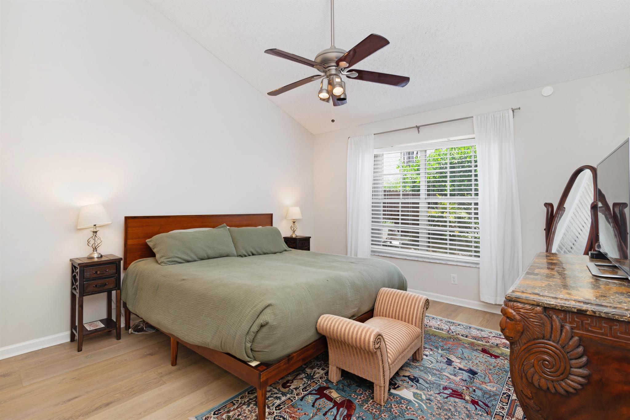 EMERALD FOREST - Residential