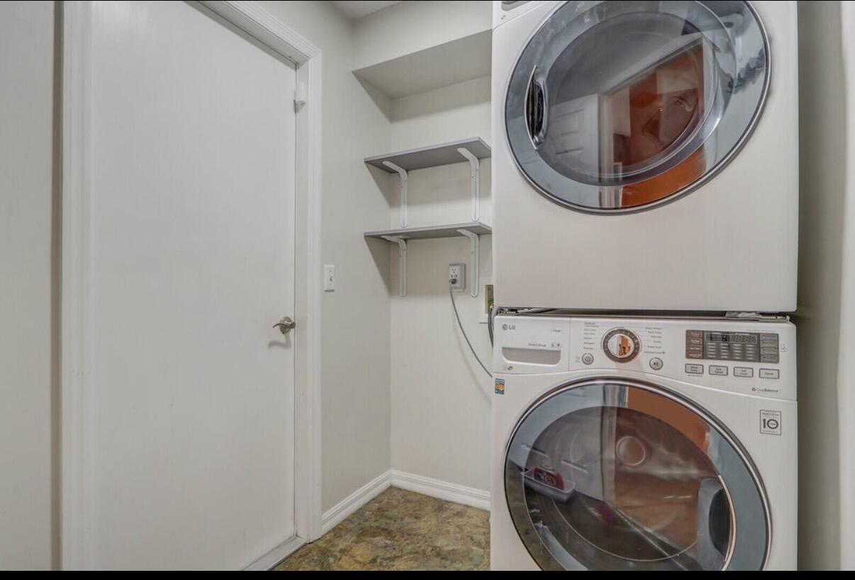 PORT ST LUCIE SECTION 43 - Residential Lease