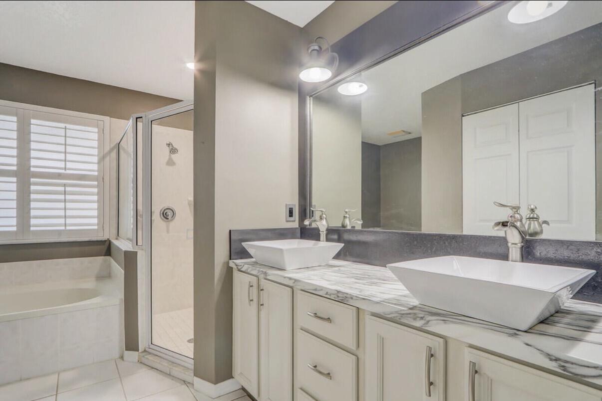 PORT ST LUCIE SECTION 43 - Residential Lease