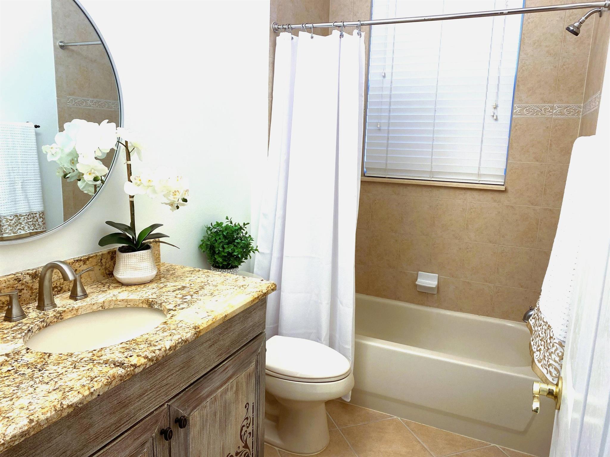 COBBLESTONE CREEK - Residential