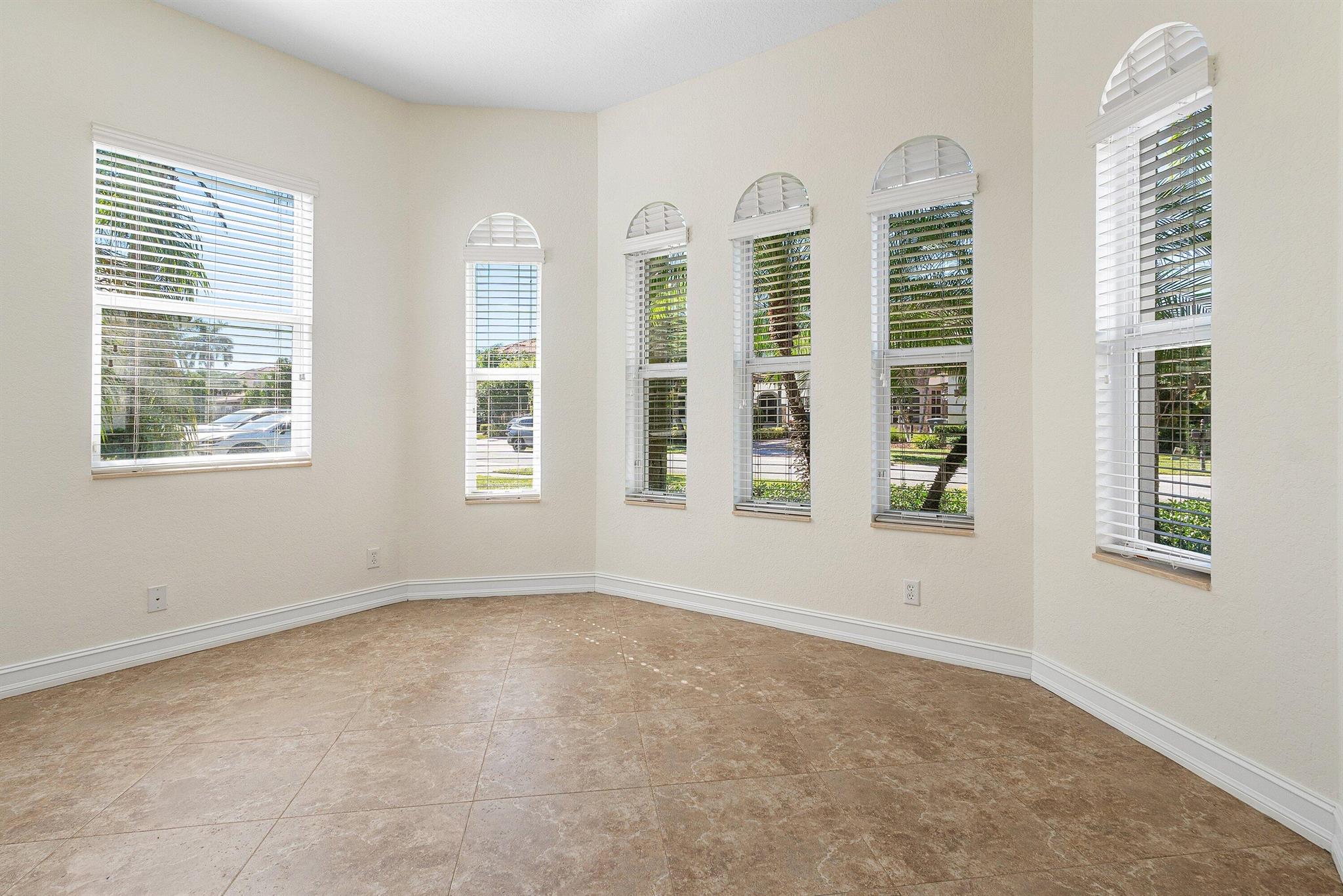 COBBLESTONE CREEK - Residential