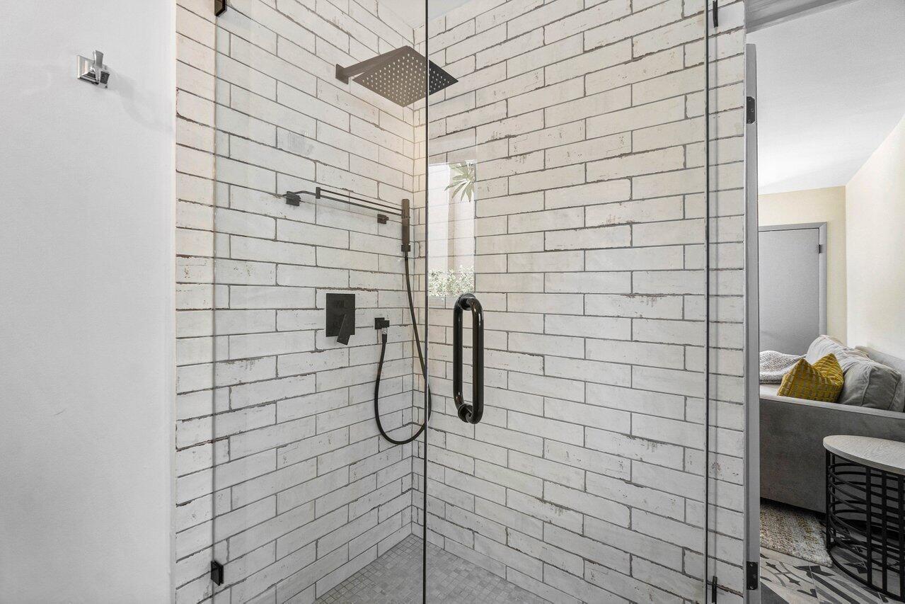 SOUTHLAND PARK - Residential