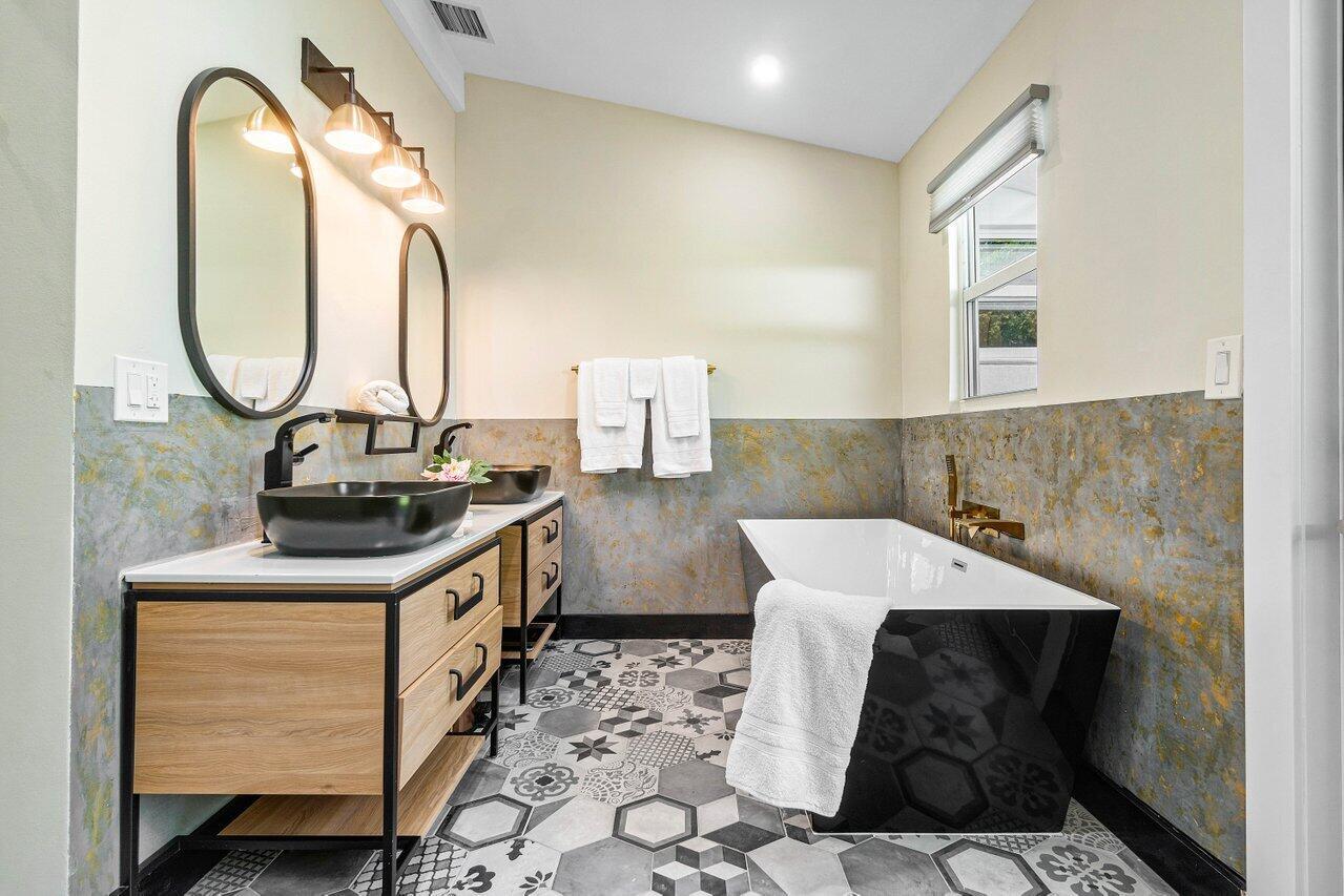 SOUTHLAND PARK - Residential