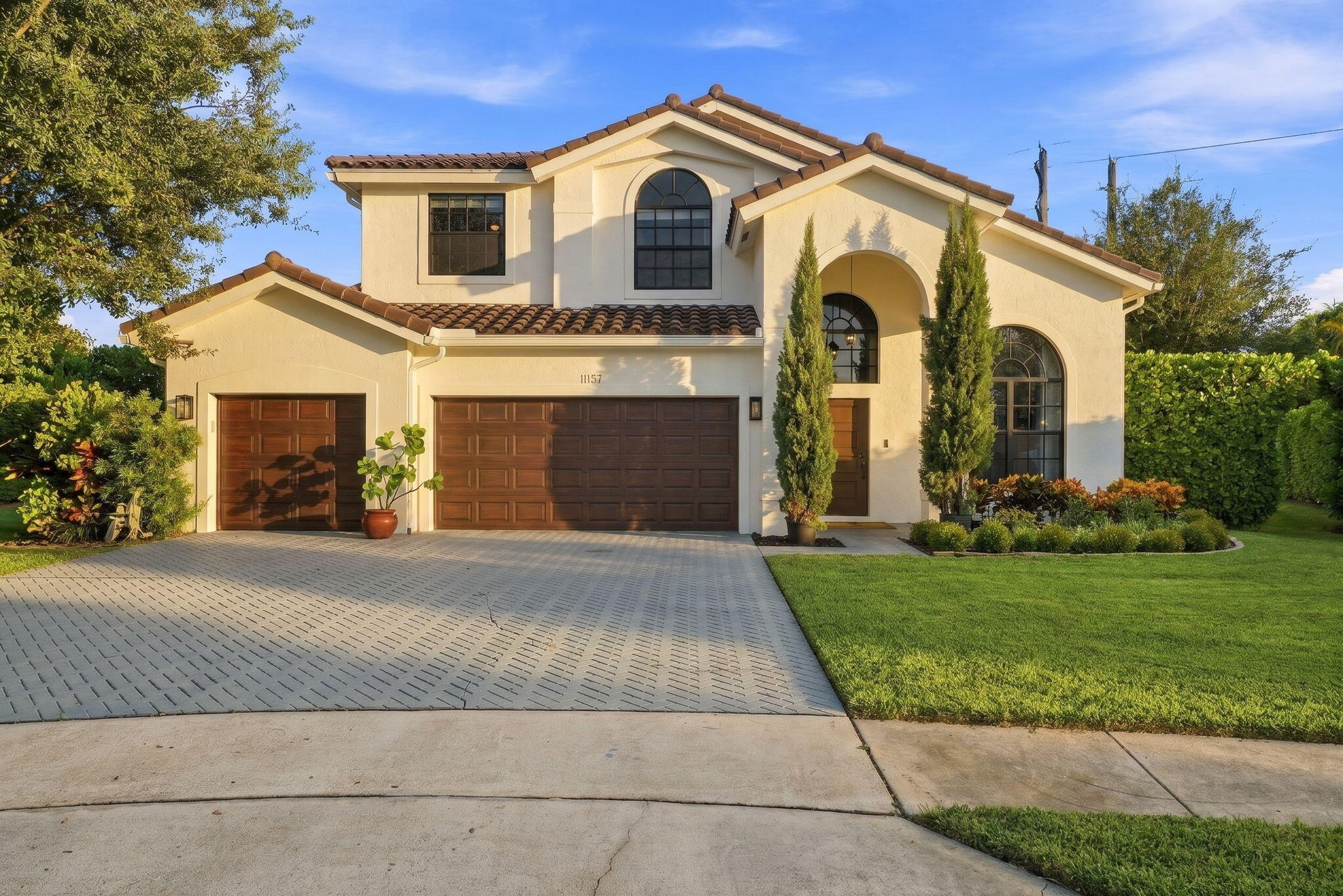 Properties 11137 Grandview Manor