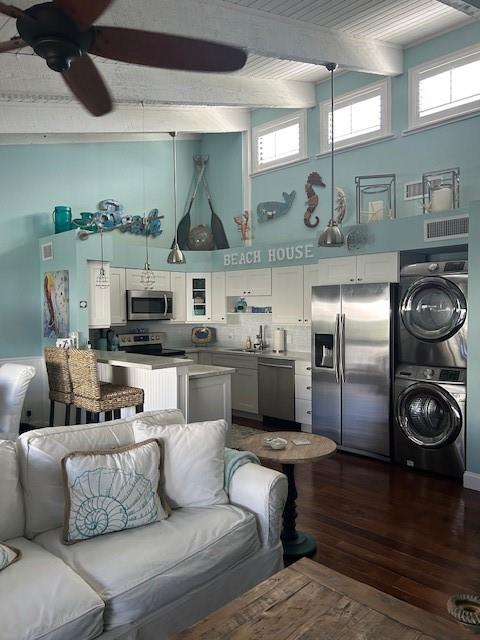 2355 NE Ocean Blvd 37B