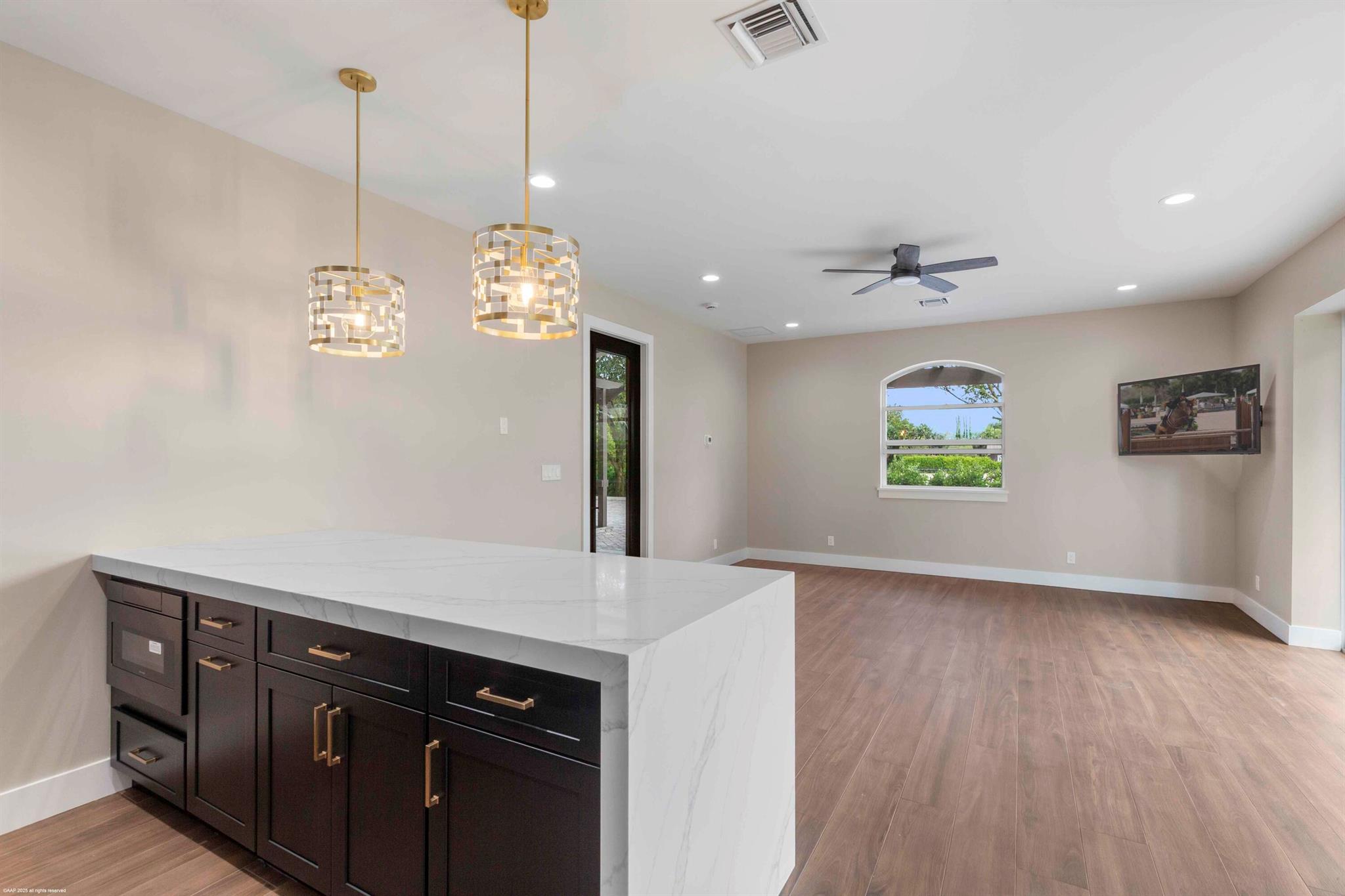 PALM BEACH POINT EAST - Residential Lease