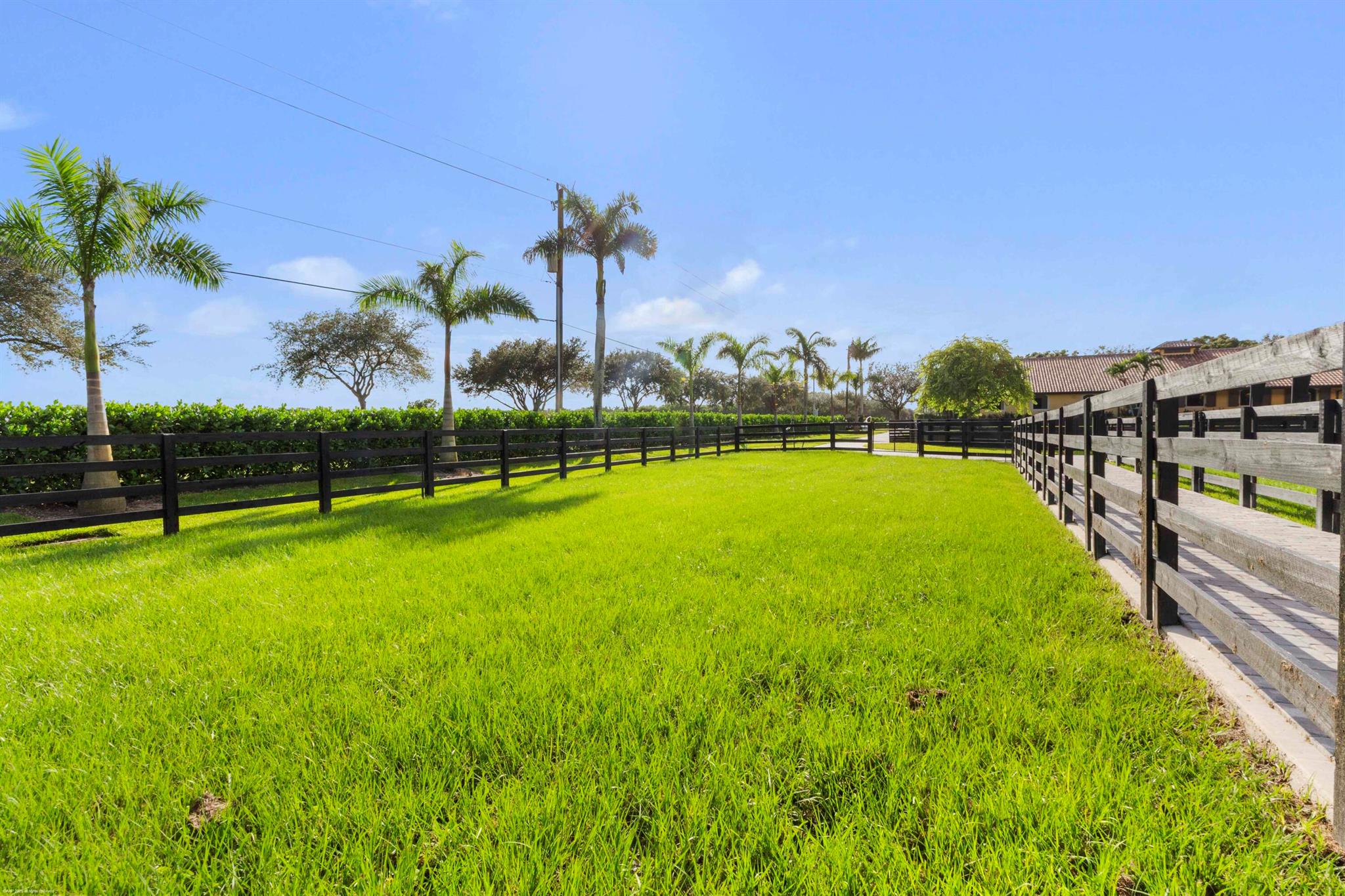 PALM BEACH POINT EAST - Residential Lease