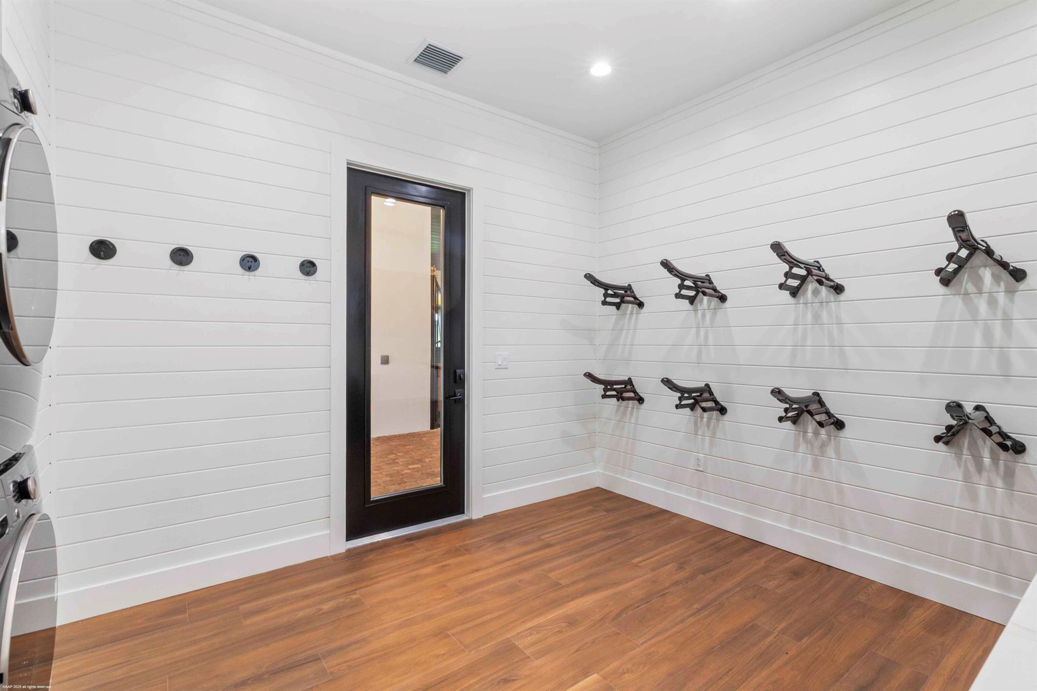 PALM BEACH POINT EAST - Residential Lease