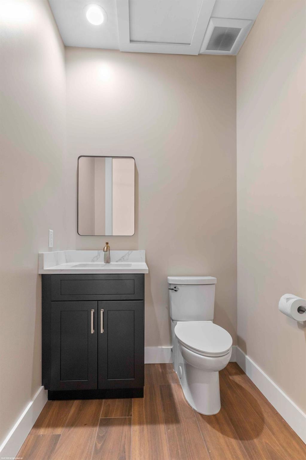 PALM BEACH POINT EAST - Residential Lease
