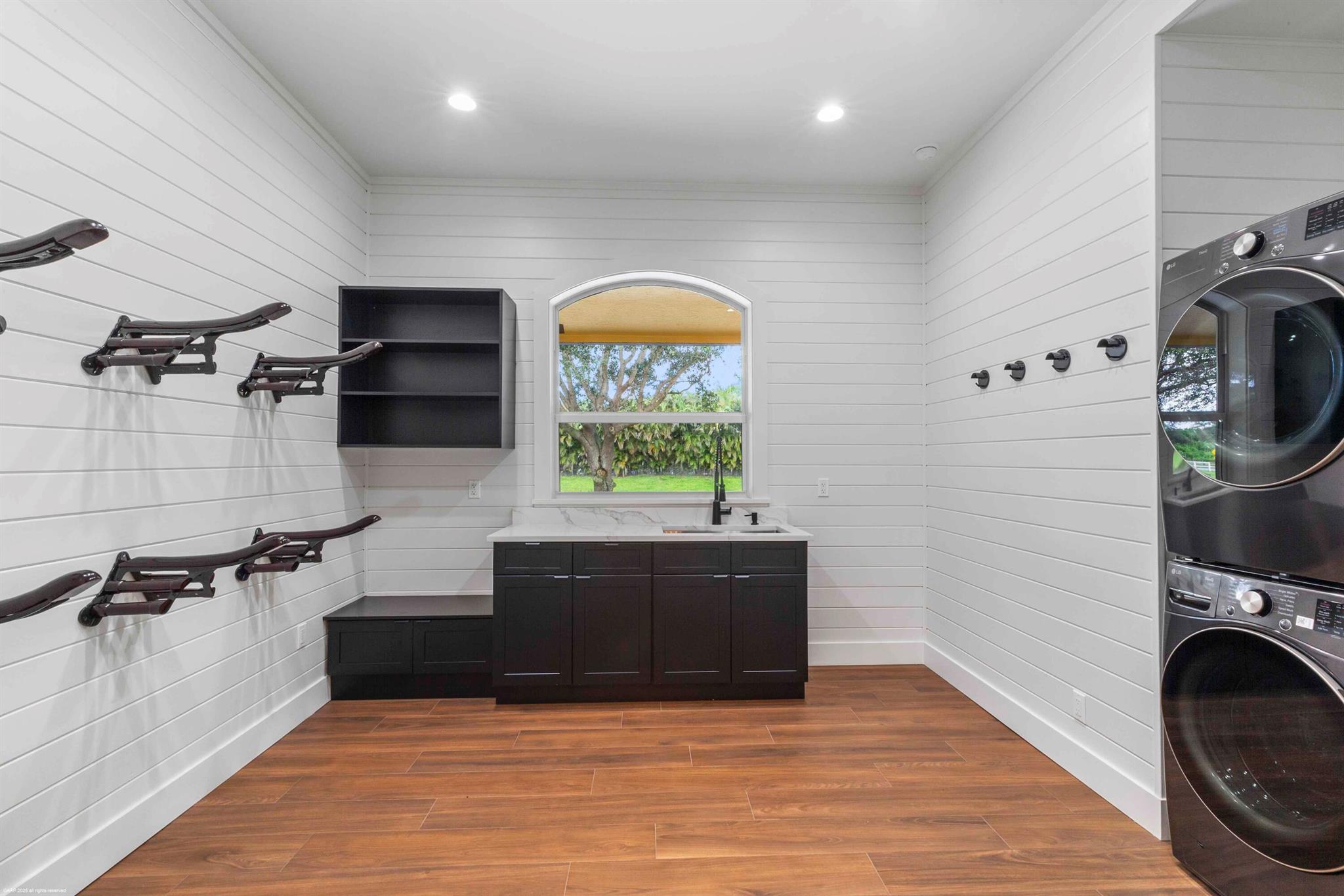 PALM BEACH POINT EAST - Residential Lease