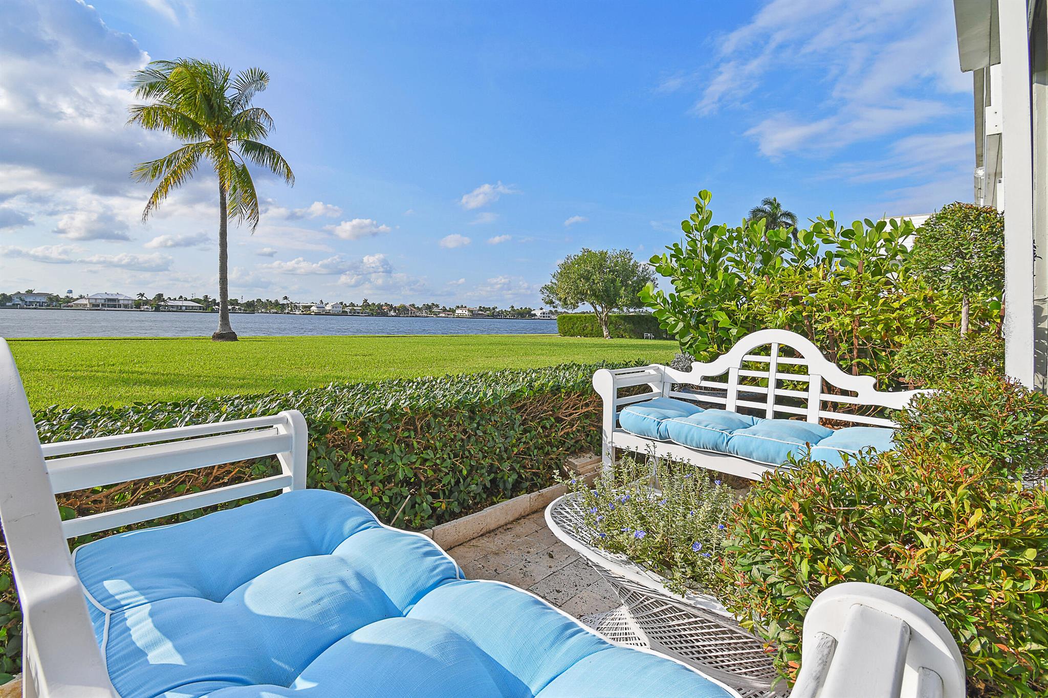 VILLA SEREIN OF IBIS ISLE CONDO - Residential