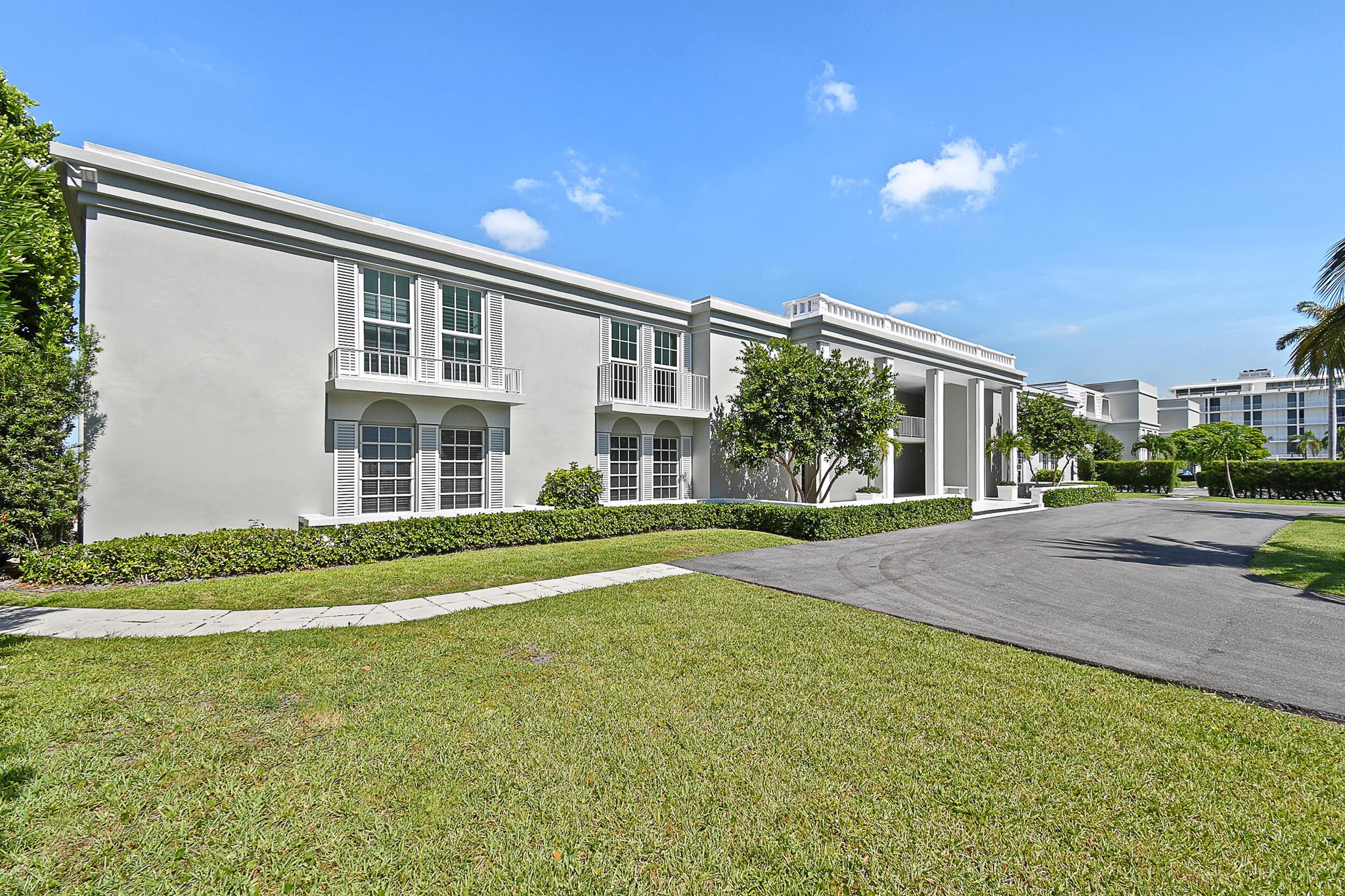 VILLA SEREIN OF IBIS ISLE CONDO - Residential