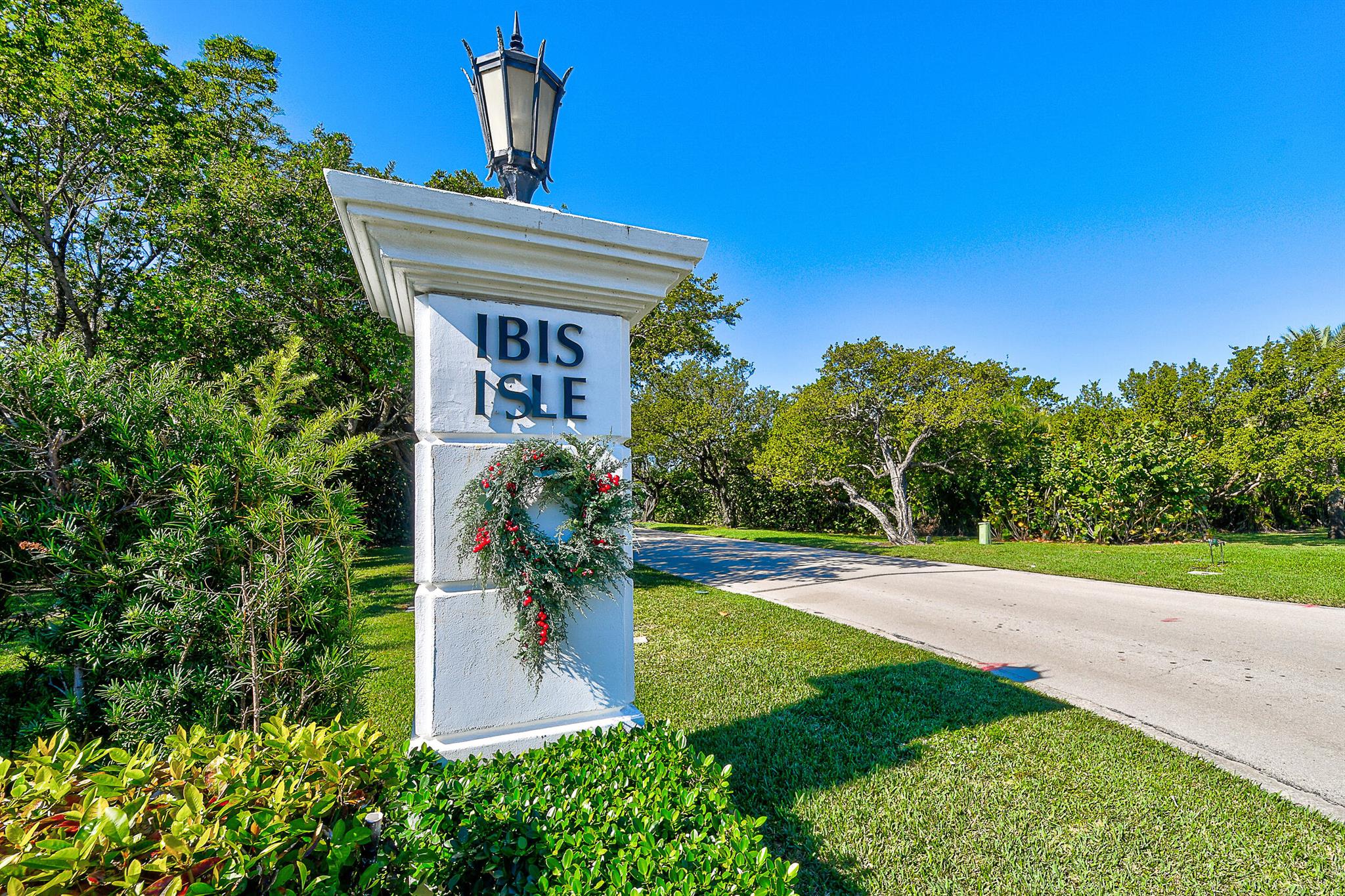 VILLA SEREIN OF IBIS ISLE CONDO - Residential