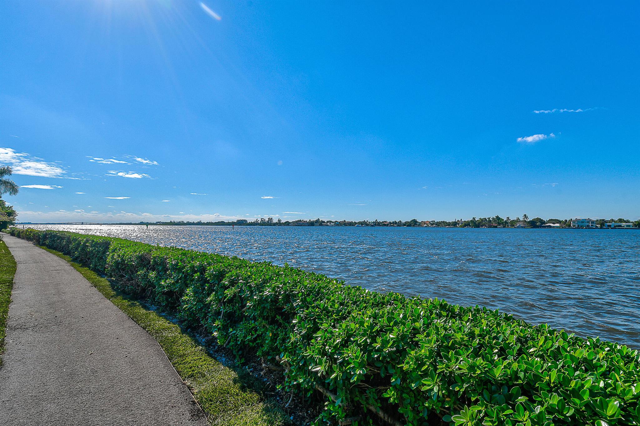 VILLA SEREIN OF IBIS ISLE CONDO - Residential