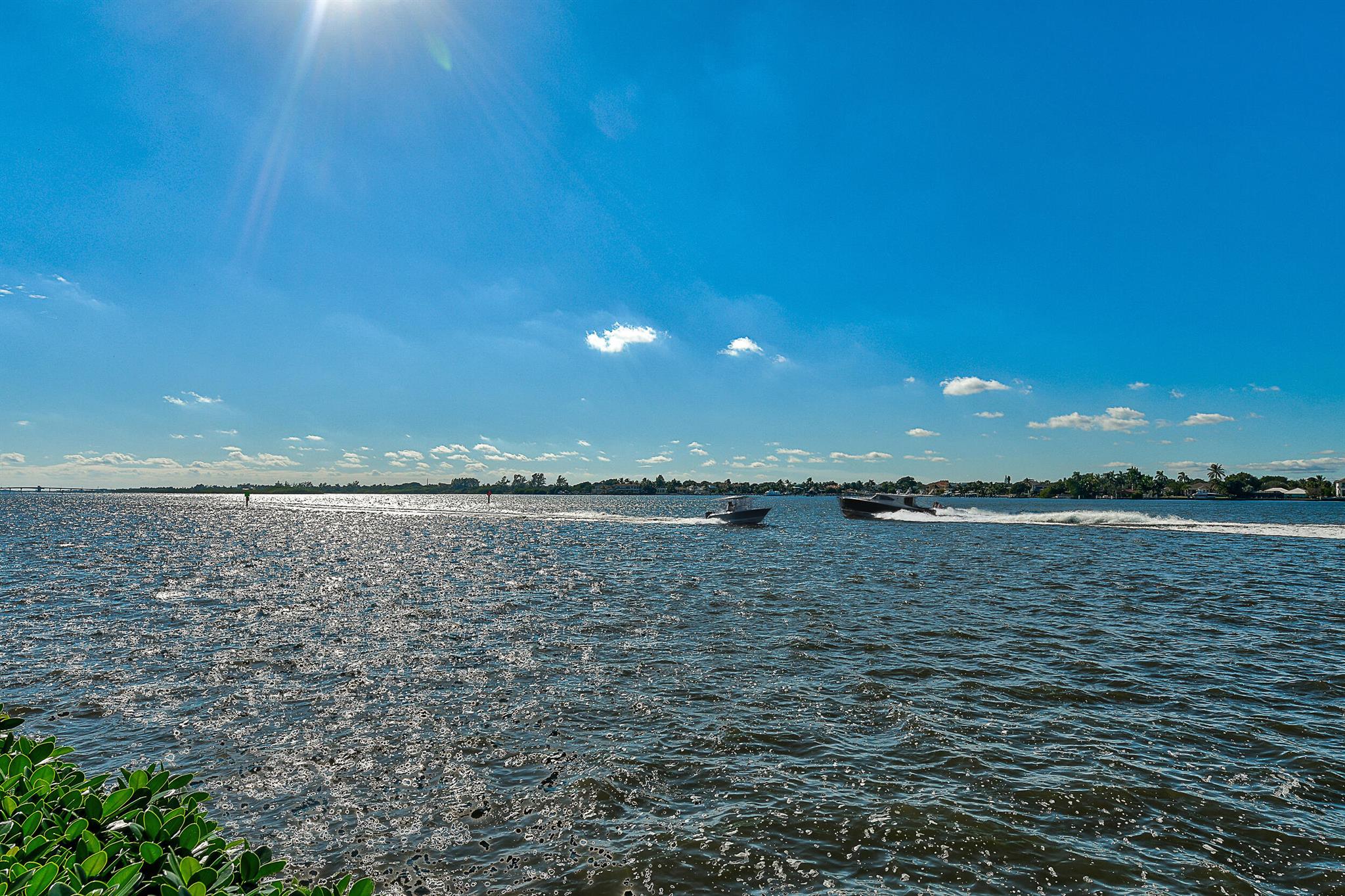 VILLA SEREIN OF IBIS ISLE CONDO - Residential